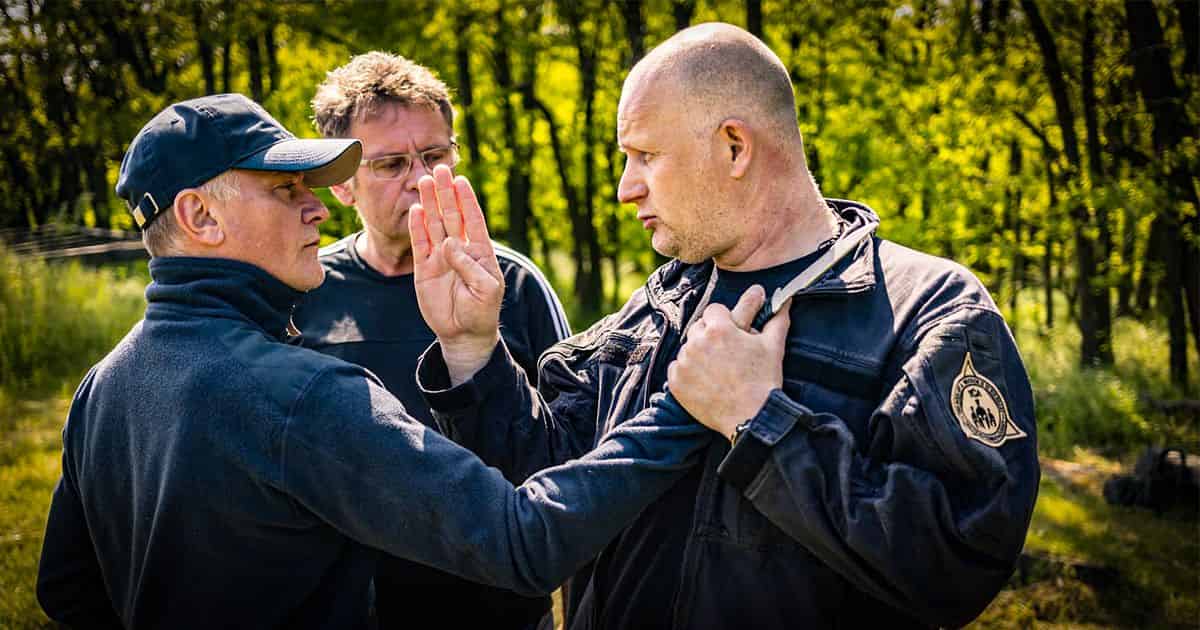 Kurz sebaobrany: Boj s nožom