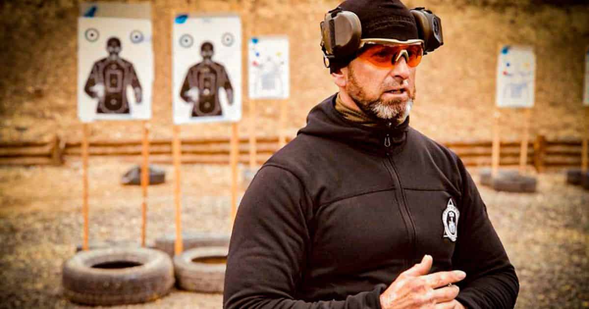 Pištoľ 2:  Taktická obranná streľba jednotlivca